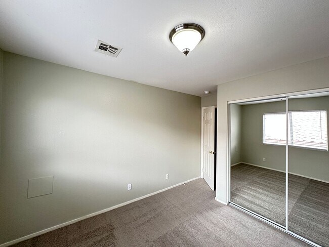 Building Photo - WESTRIDGE AT SUMMERLIN-PHASE 2