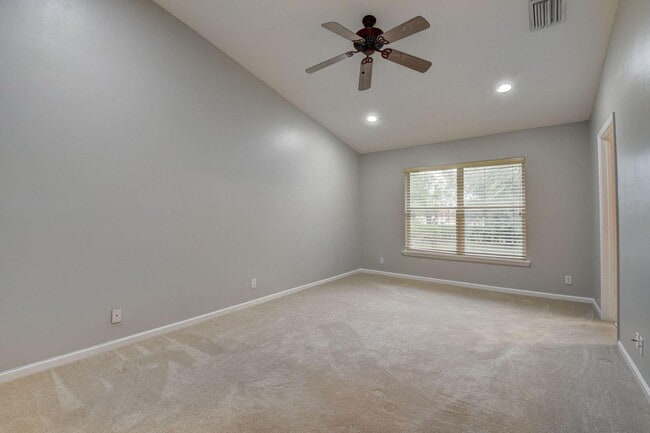 Building Photo - 9113 Tremezzo Ln