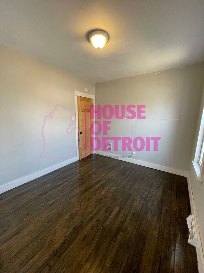 Building Photo - 16618 Woodingham Dr