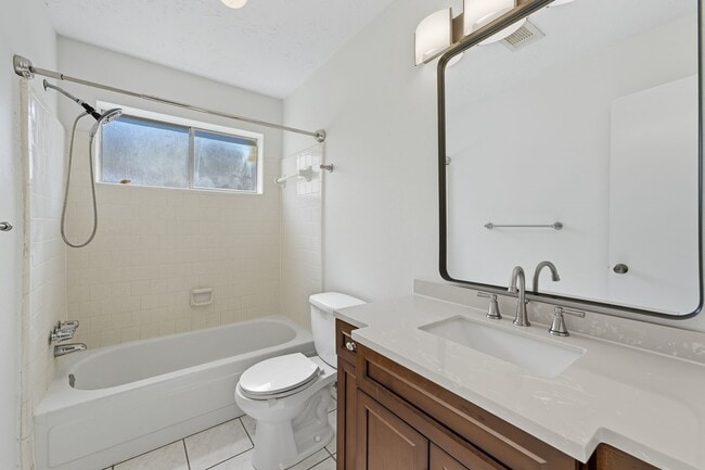 Building Photo - 19819 Lions Gate Ct