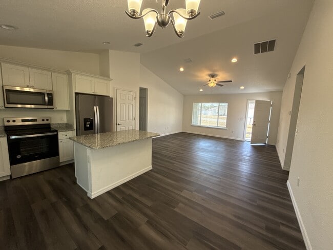 Building Photo - 235 Locust Pass Cir