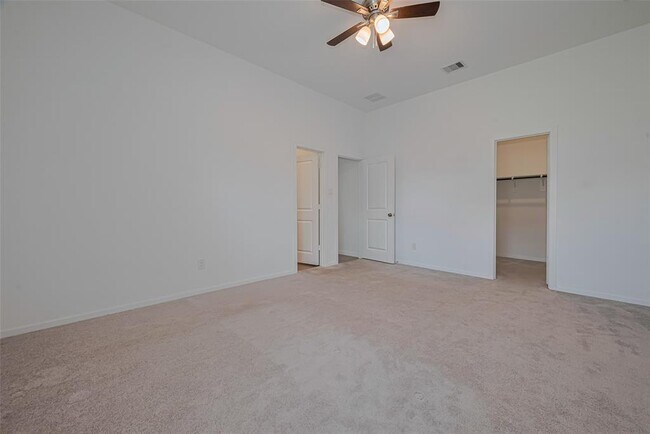 Building Photo - 5110 Sunvalley Bend Dr