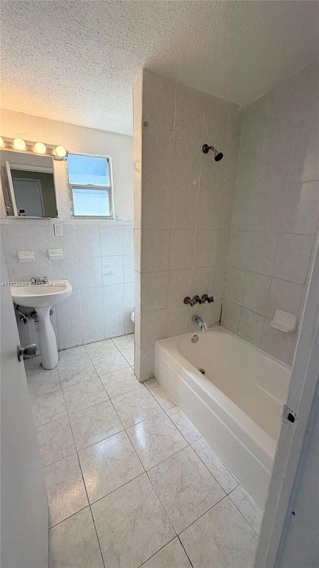 Building Photo - 2954 NW 51st Terrace