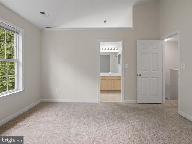Building Photo - 109 Donelson Loop