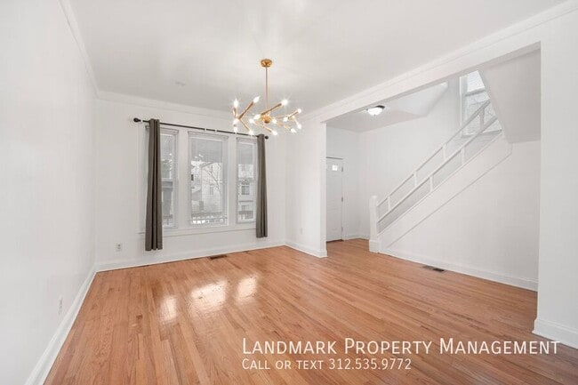 Building Photo - 806 S Taylor Ave