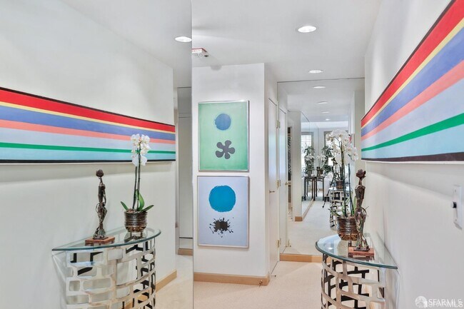 Building Photo - 1150 Sacramento St