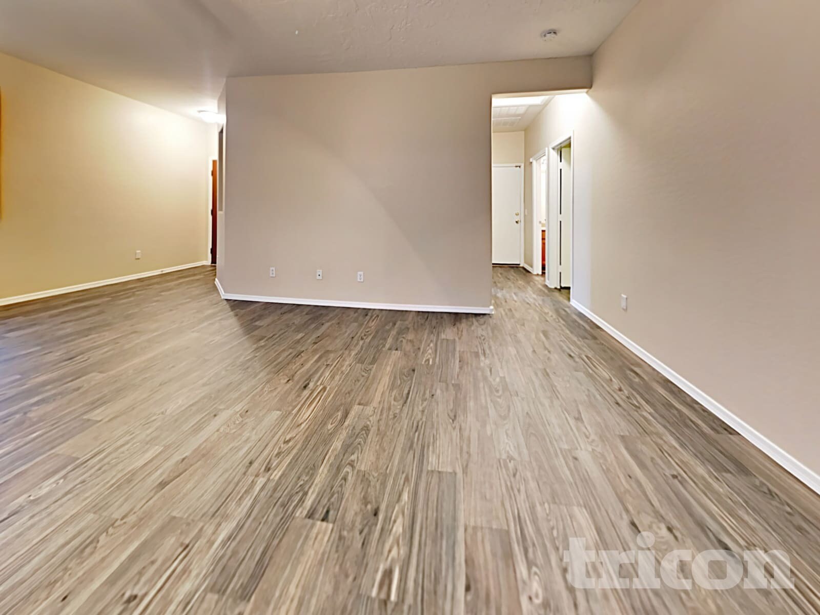 Building Photo - 7107 W St Catherine Ave