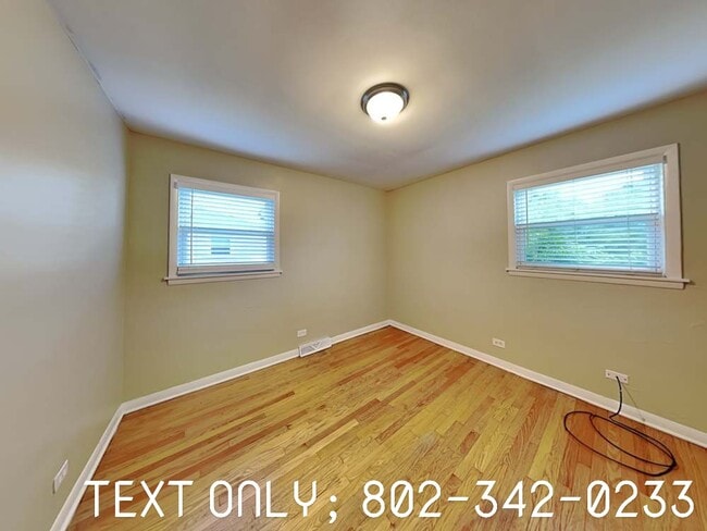 Building Photo - 9615 S 53rd Ave