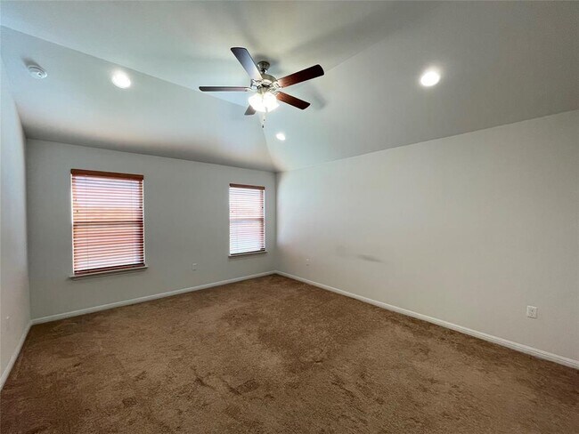 Building Photo - 6101 Arbor Crest Ln