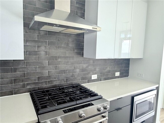 Building Photo - 788 West Marietta St NW