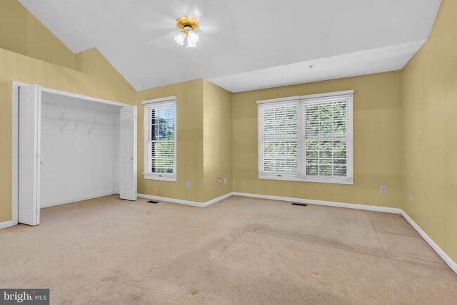 Building Photo - 9354 Sombersby Ct