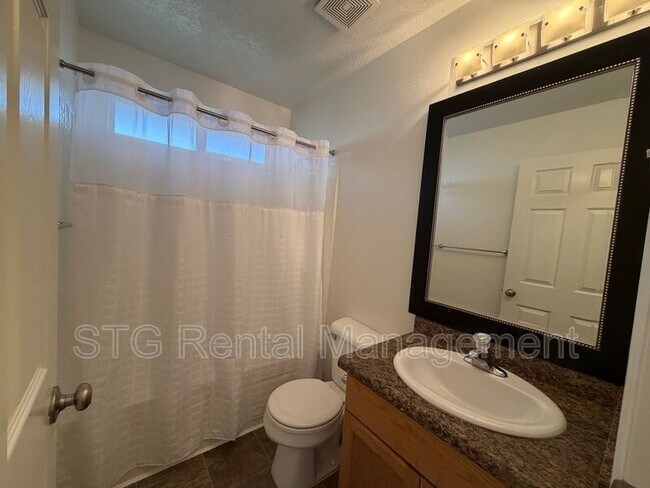 Building Photo - 425 E 1050 S