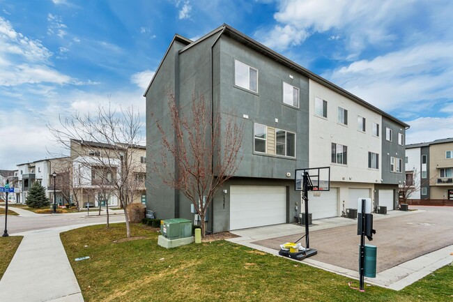Building Photo - 13347 S Celestina Ln
