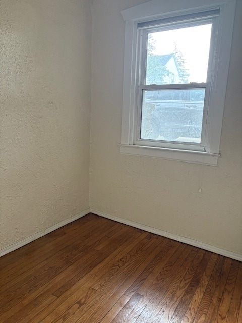 Building Photo - 847 Hannah Ave