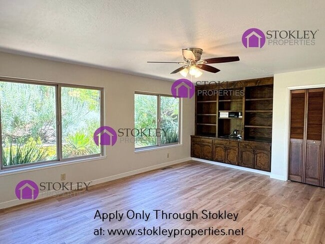 Building Photo - 622 Sutton Ct