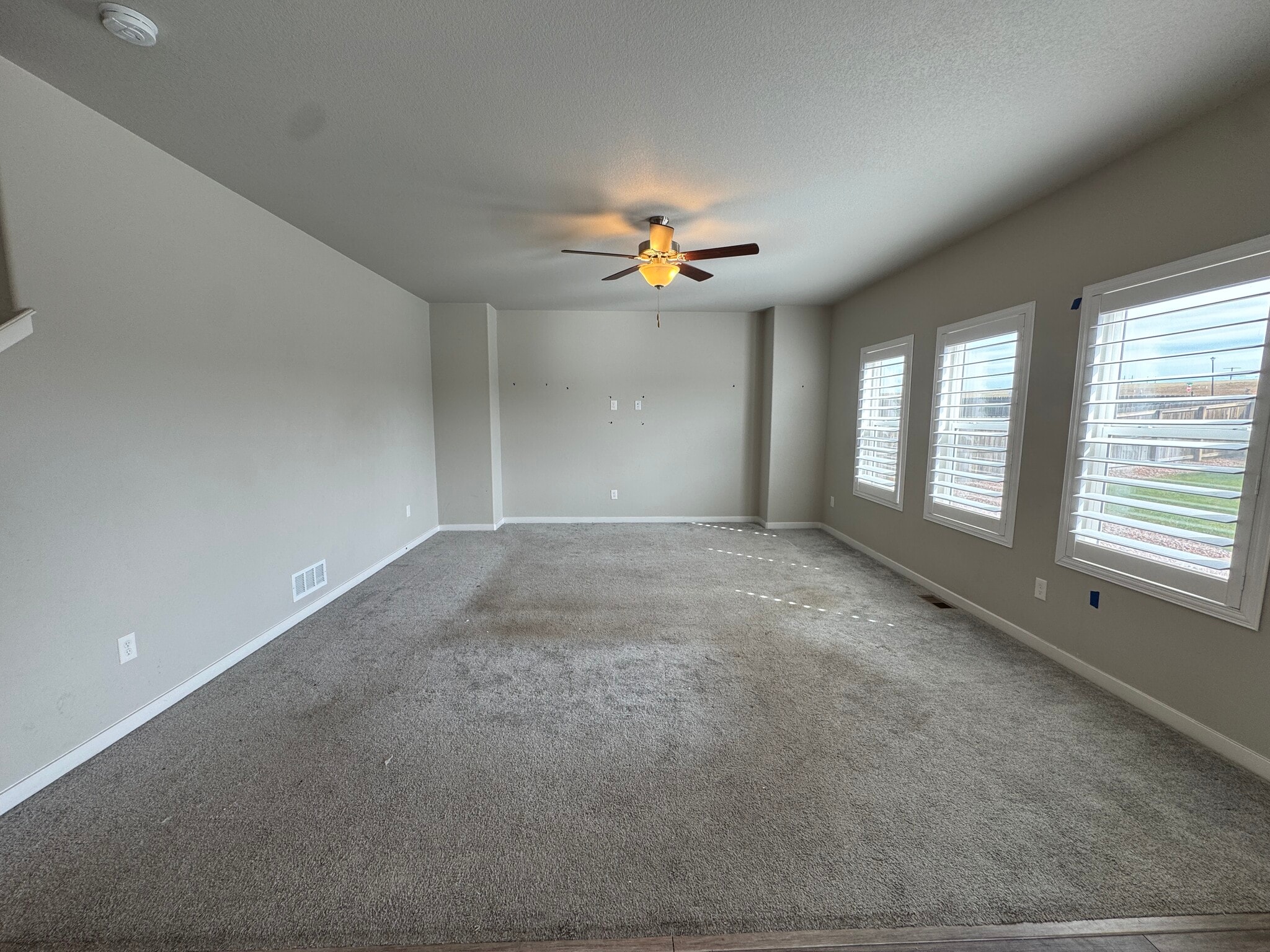 Building Photo - 5921 Mumford Dr