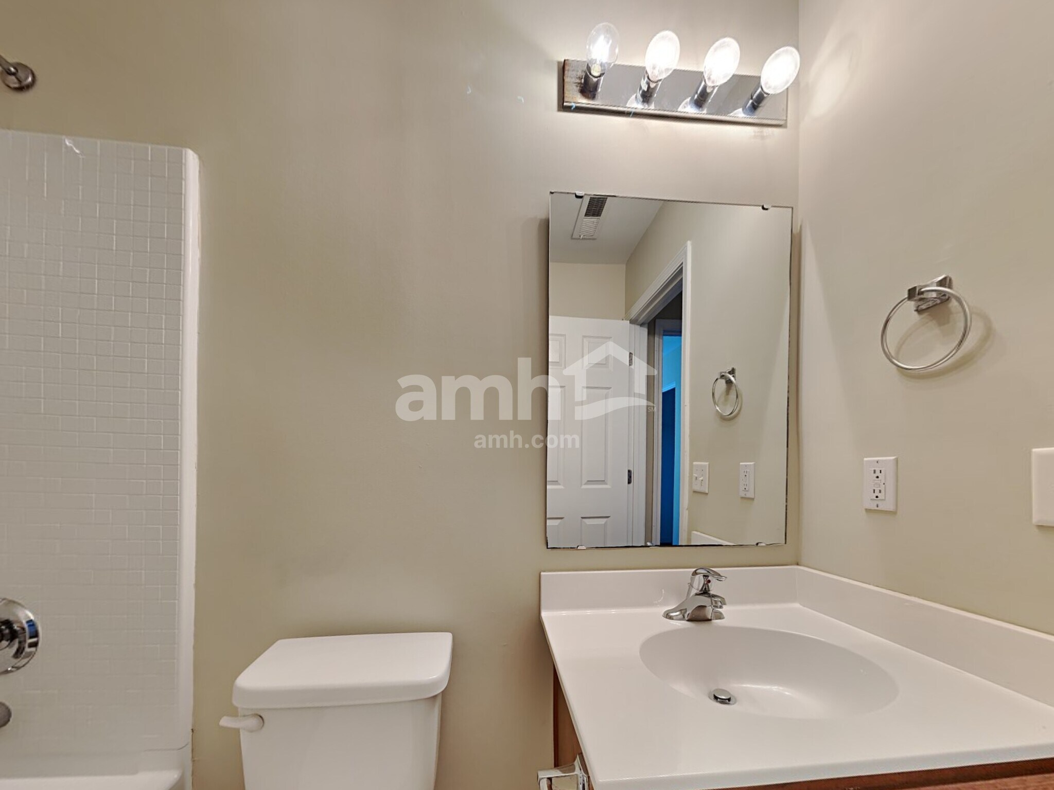 Building Photo - 425 Watershed Dr