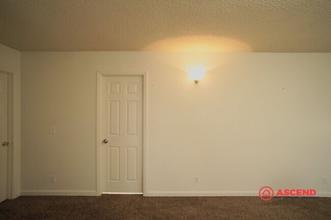 Building Photo - Beautiful 3 bedroom home in Northwest Bakersfield!!