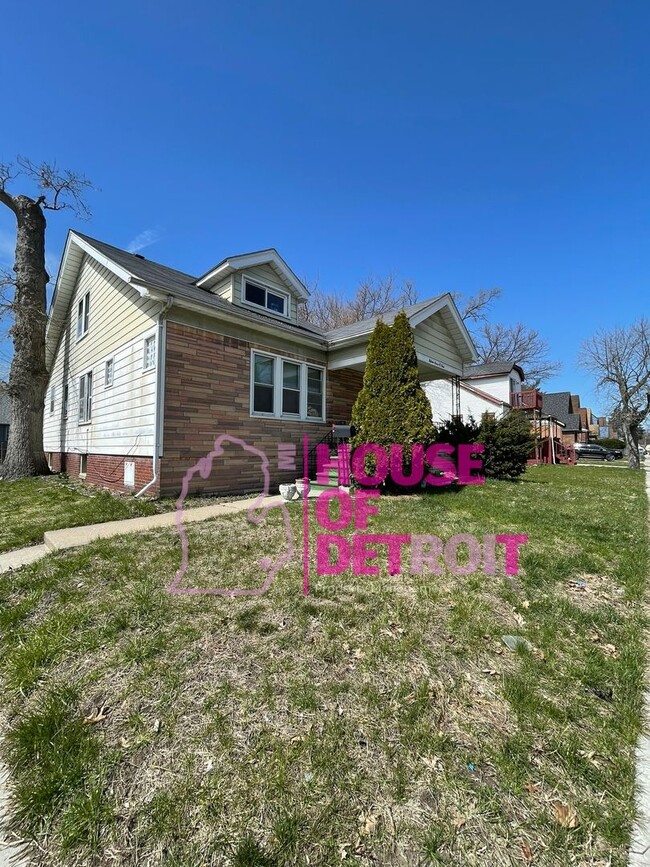 Building Photo - 4 BEDROOM| 1 BATH| SINGLE-FAMILY| FREE PRE...