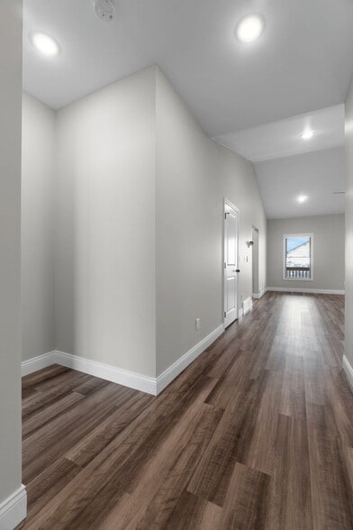 Building Photo - 91 E Summerfield Way