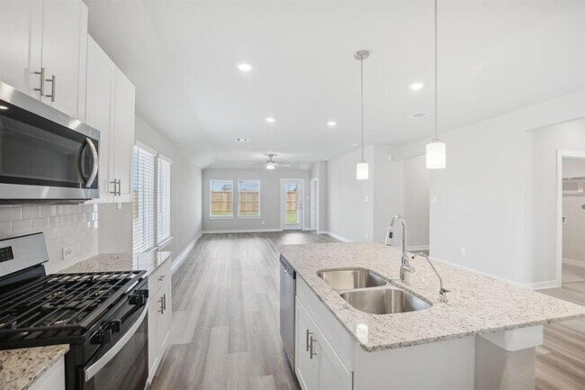 Building Photo - 3030 Marble Wy