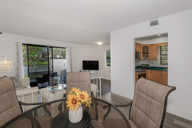 Building Photo - 1501 NW 90th Way