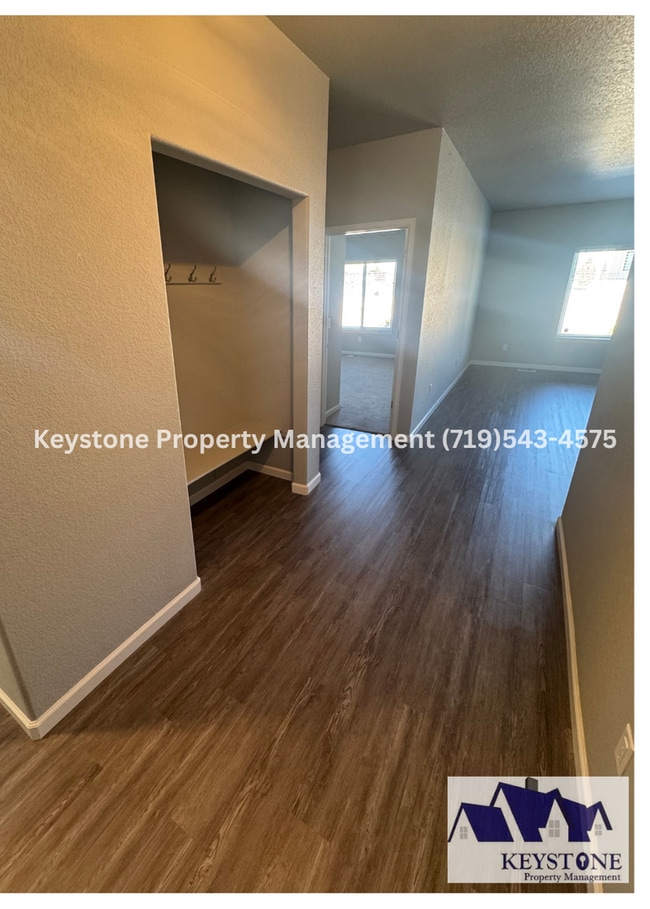 Building Photo - Gated Community - One Level Living  2 Bedr...