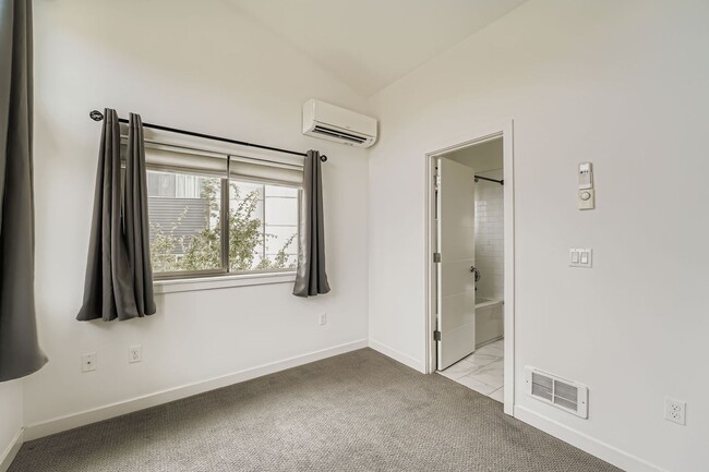 Building Photo - One Month Free Rent! - Modern 2-Bed, 2-Bat...