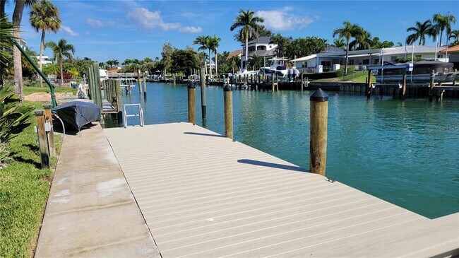 Building Photo - 638 S Owl Dr