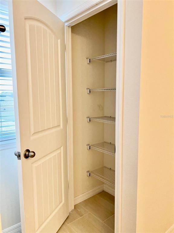 Building Photo - 9330 McLaren Alley