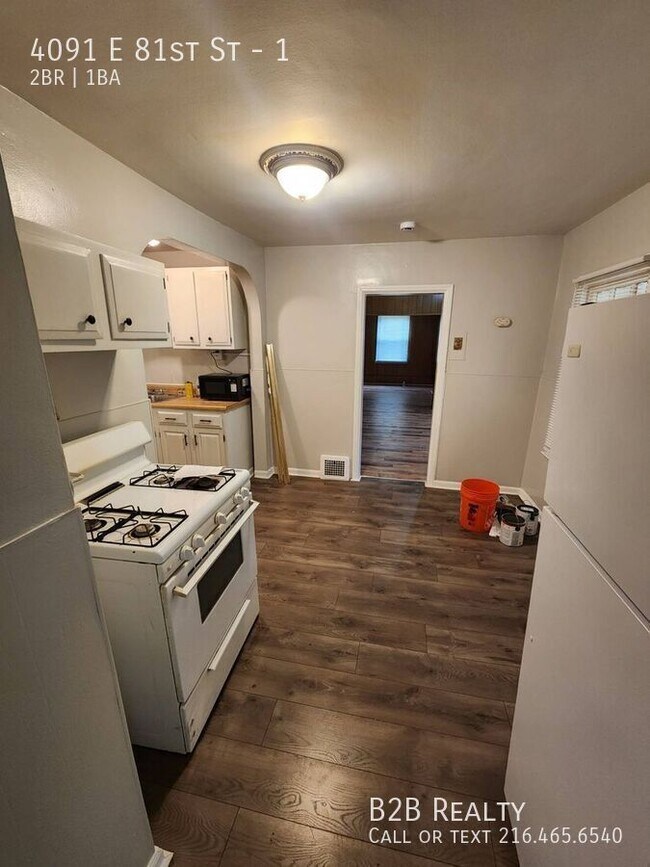 Building Photo - 4091 E 81st St