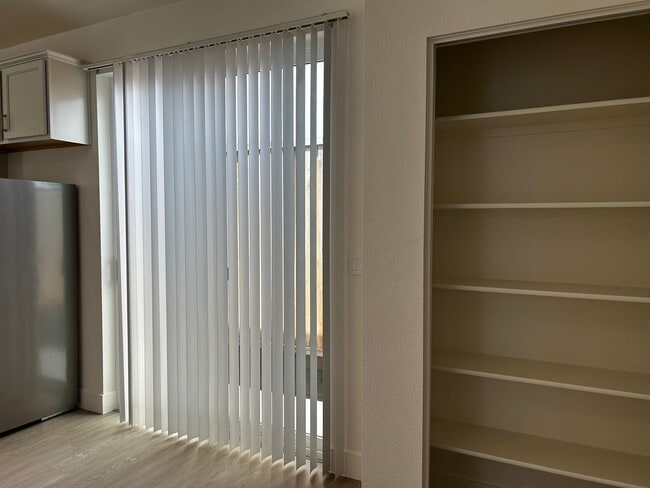 Building Photo - 1 BED 1 BATH ADU