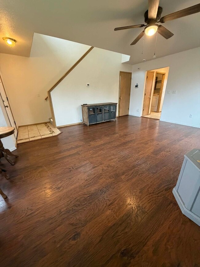 Building Photo - 15721 95th Ct SE