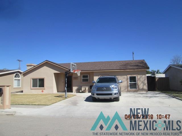 Primary Photo - 2106 W Mann Ave