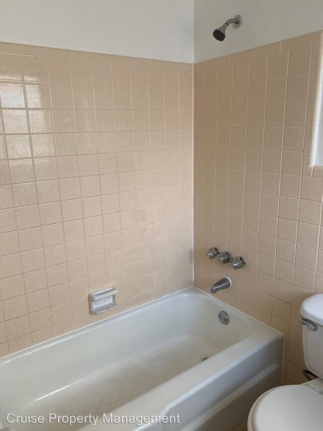 Building Photo - 3871 SW 12th Pl