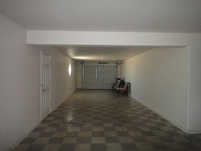 Building Photo - 3894 Bluegrass Ct