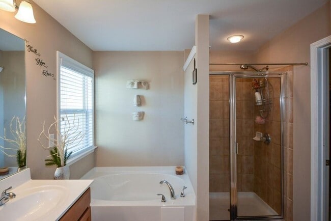 Building Photo - 6135 Indian Wood Cir