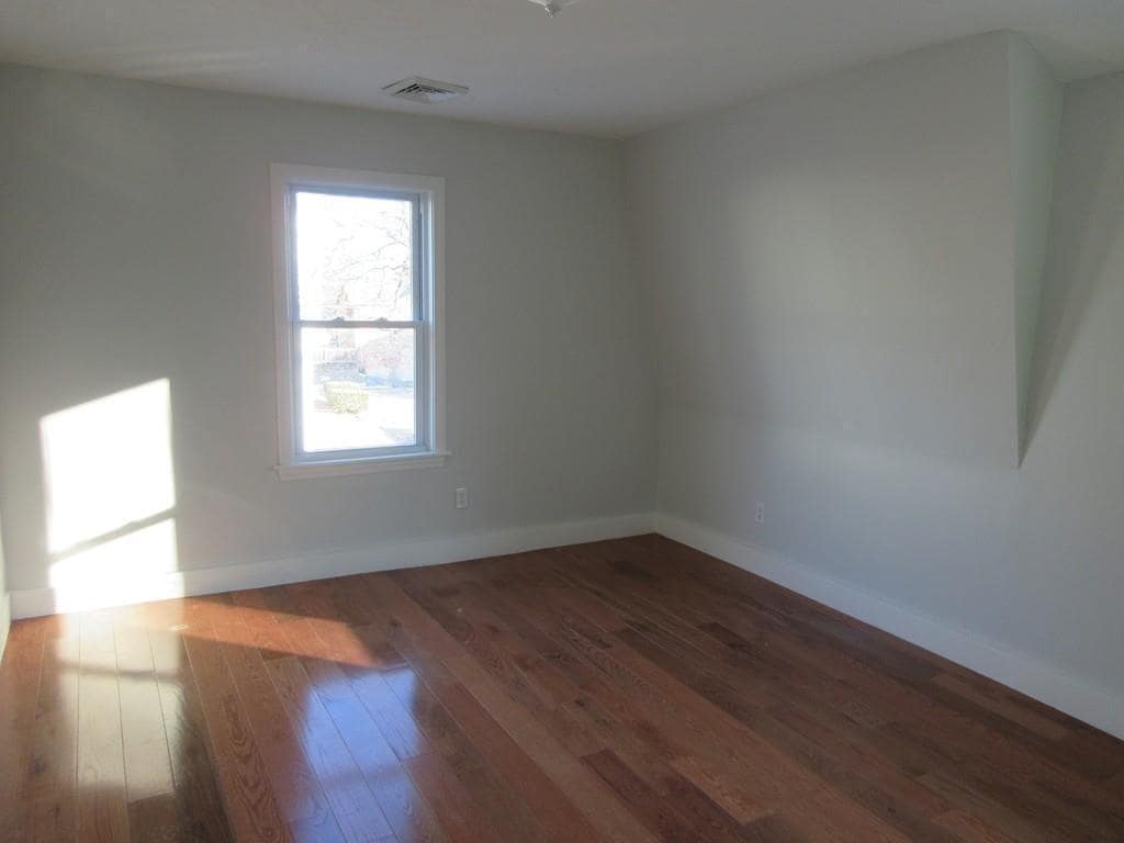 Bedroom 2 - 72 Fairmont Ave