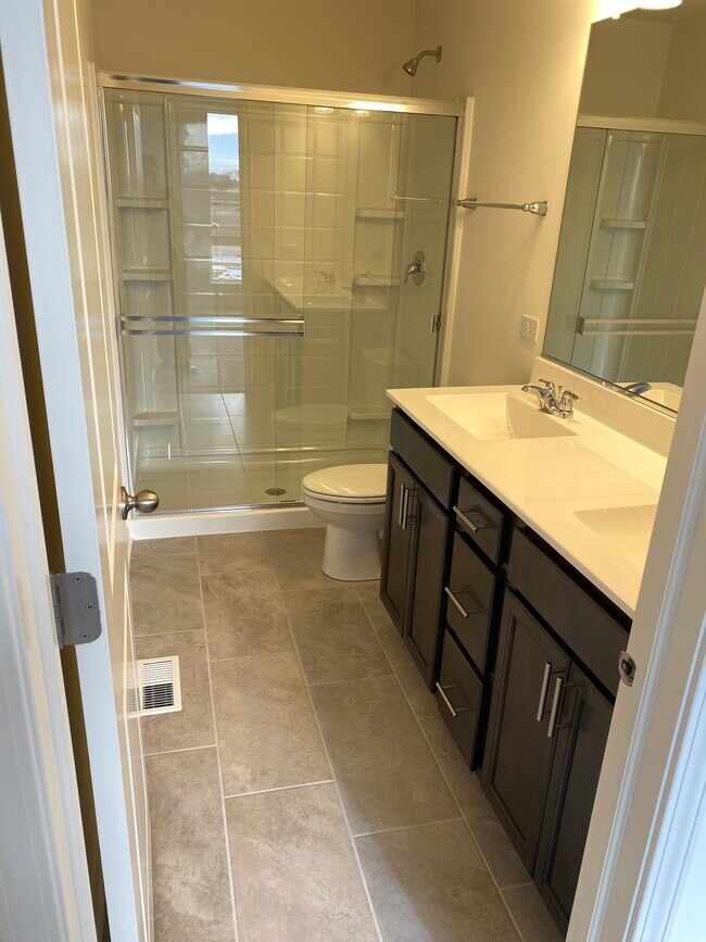 Building Photo - 1300 Catalina Ct