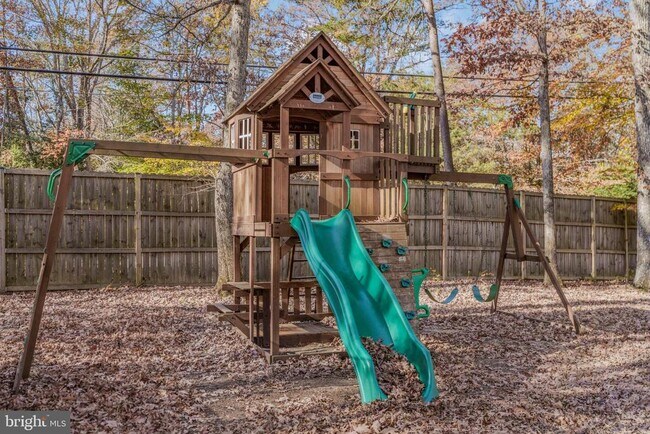 Building Photo - 22397 Armstrong Dr