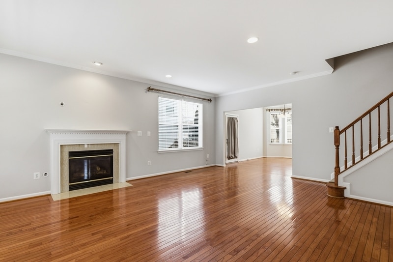 Building Photo - 1301 Waterview Way