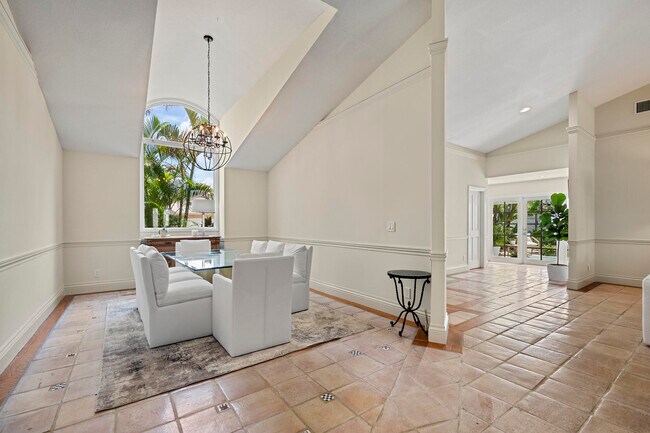 Building Photo - 10252 Shireoaks Ln