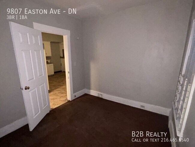 Building Photo - 9807 Easton Ave