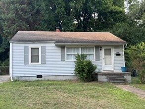 Building Photo - 1800 Trogdon St