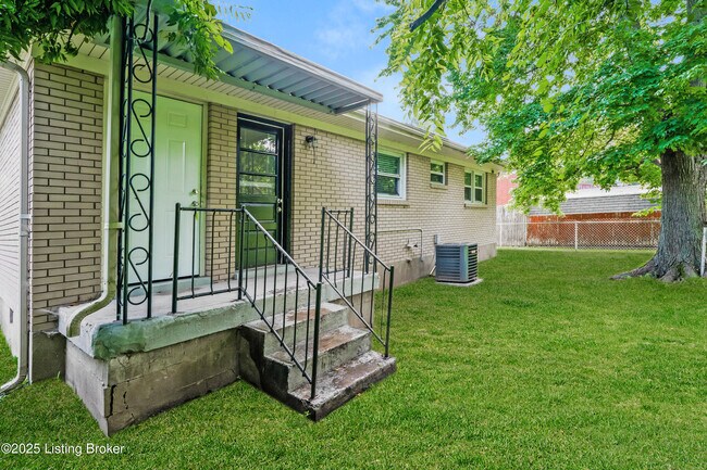 Building Photo - 3622 Foreman Ln