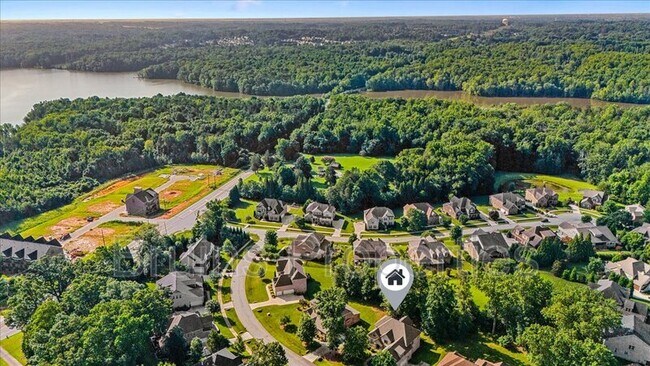 Building Photo - 6005 New Bailey Tr