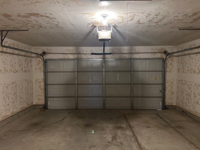 Building Photo - 2813 Sunberry Way