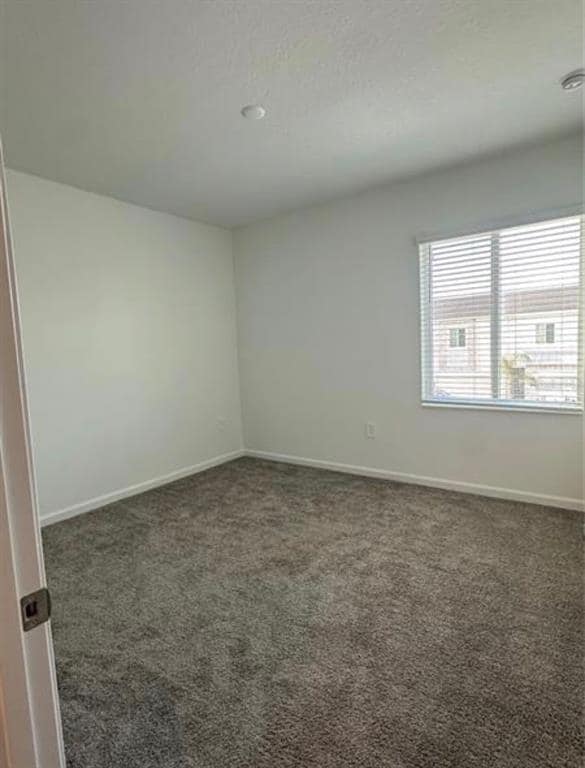 Building Photo - 283 Nine Iron Dr