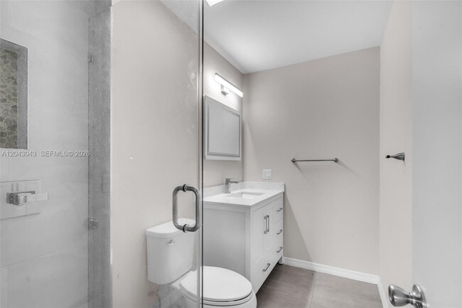 Building Photo - 2175 NE 56th St