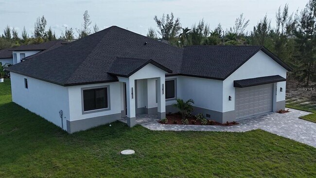 Building Photo - 10426 Live Oak Rd